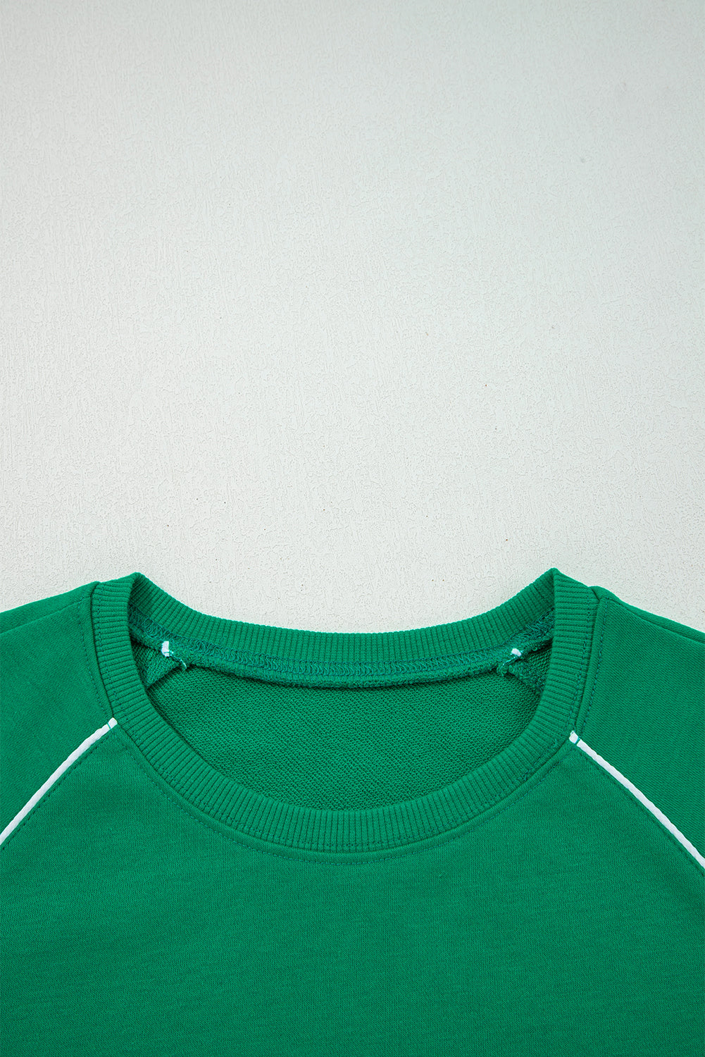 Contrast Piping Crewneck Pullover Mini Skirt Set