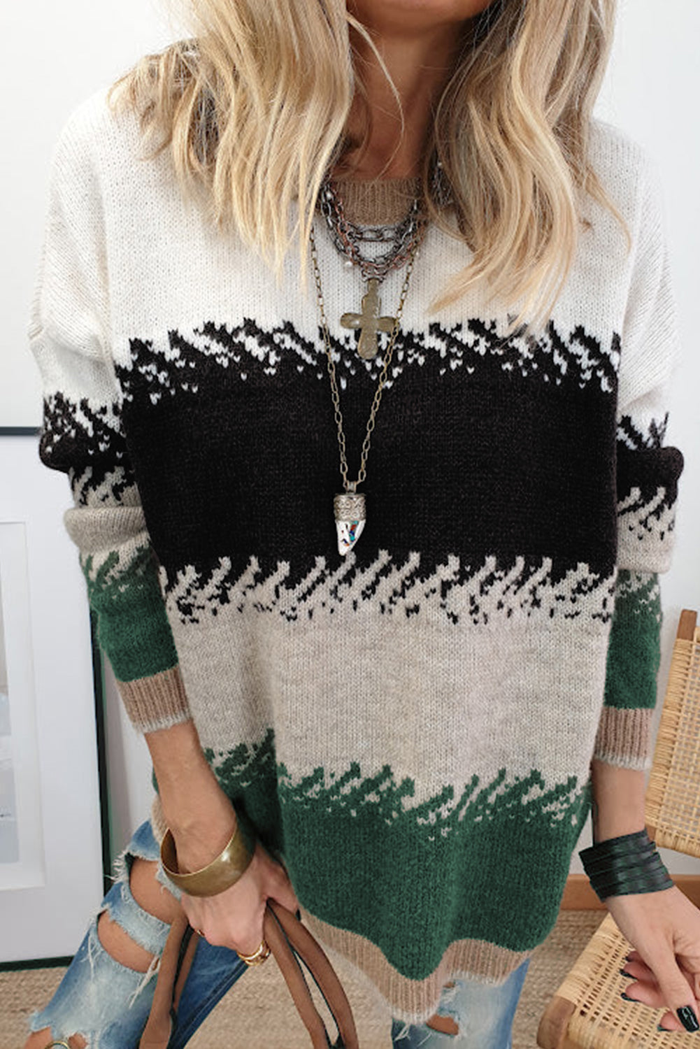 Stylish Color Block Pattern Drop Shoulder Sweater