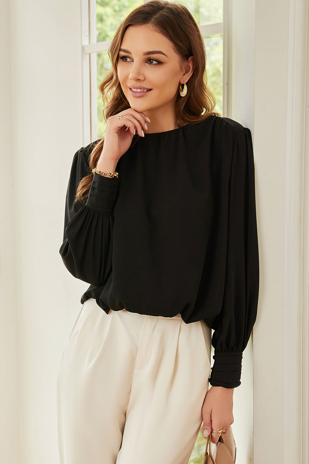 Black Padded Shoulder Pleated Loose Blouse