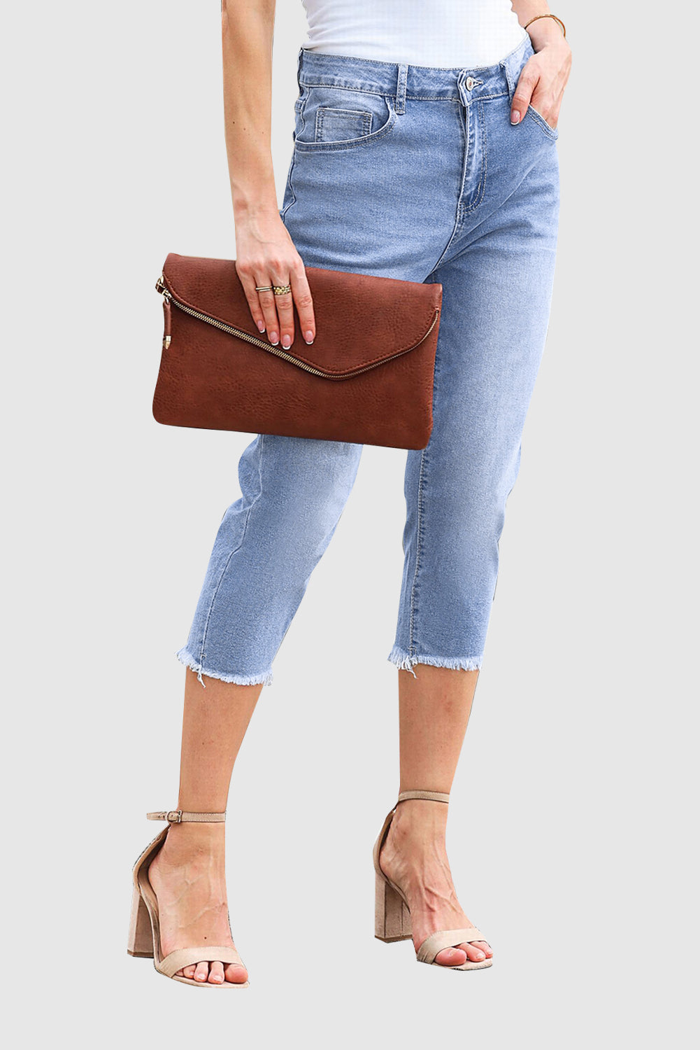 Women's Mid-rise Straight Leg Skinny Jeans