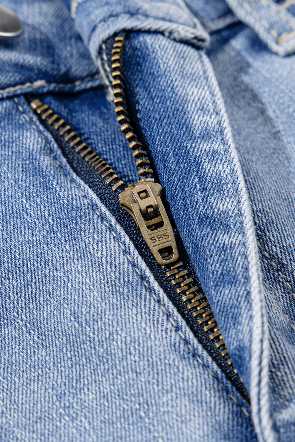 Ashleigh Blue High-Waisted Flared Jeans