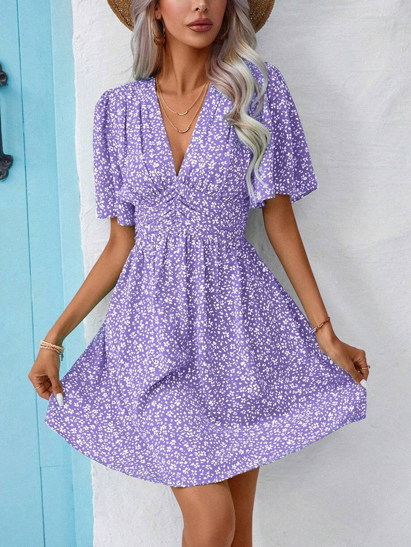 Summer V Neck Pleated Floral Dress with Short Sleeves