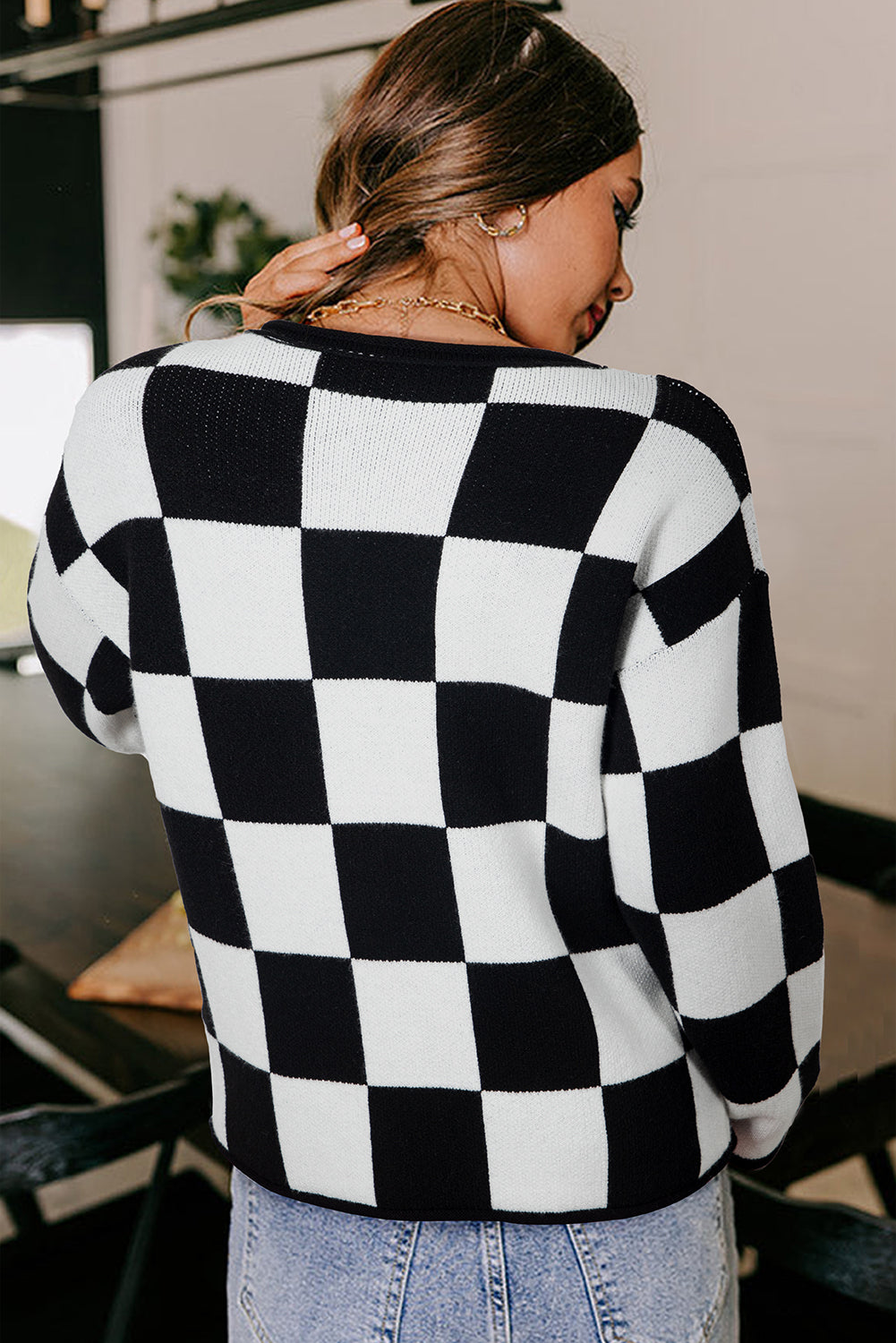 Checked Notched Neckline Drop Shoulder Knit Sweater