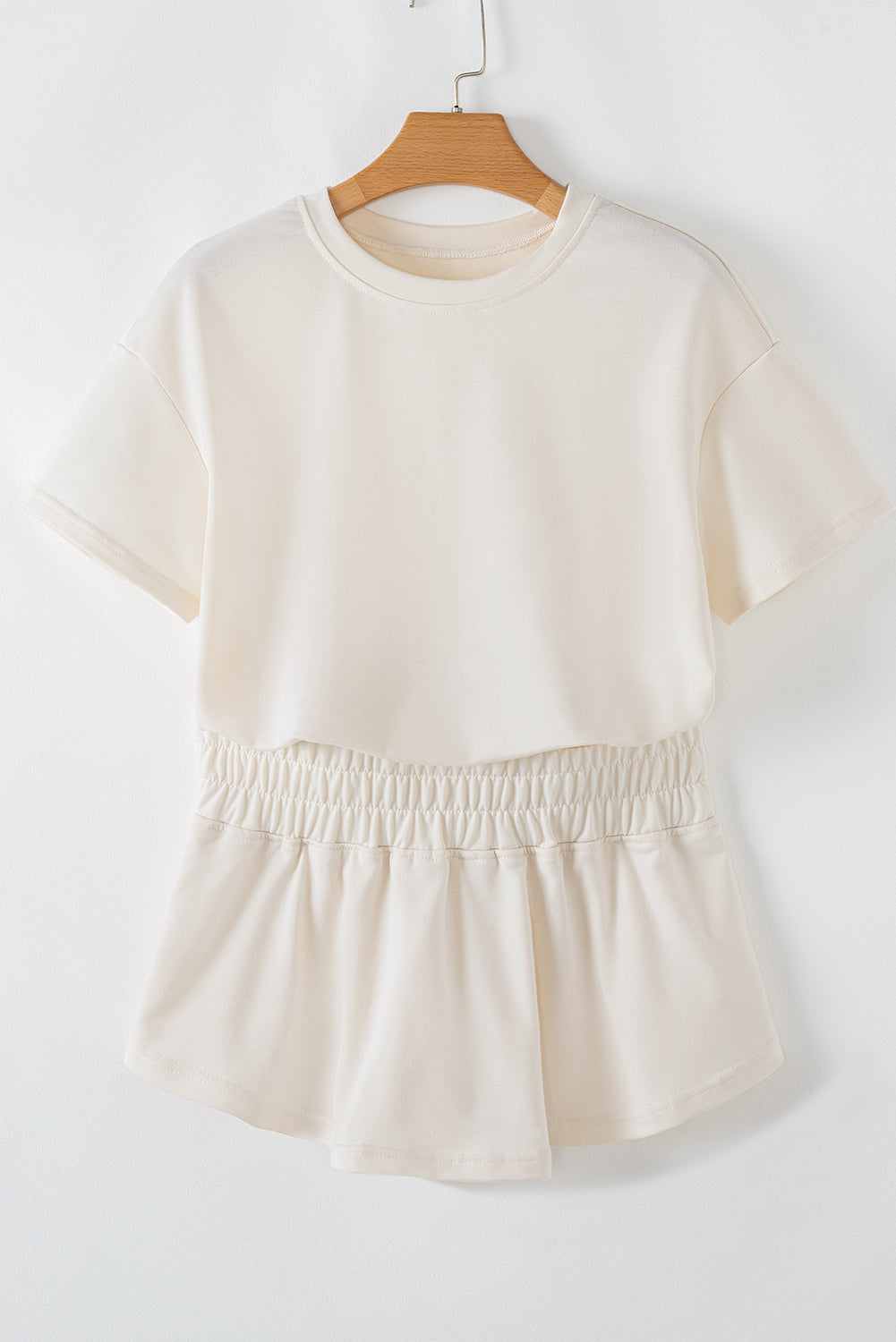 2pcs Cropped Tee Ruffle High Waist Skort Set