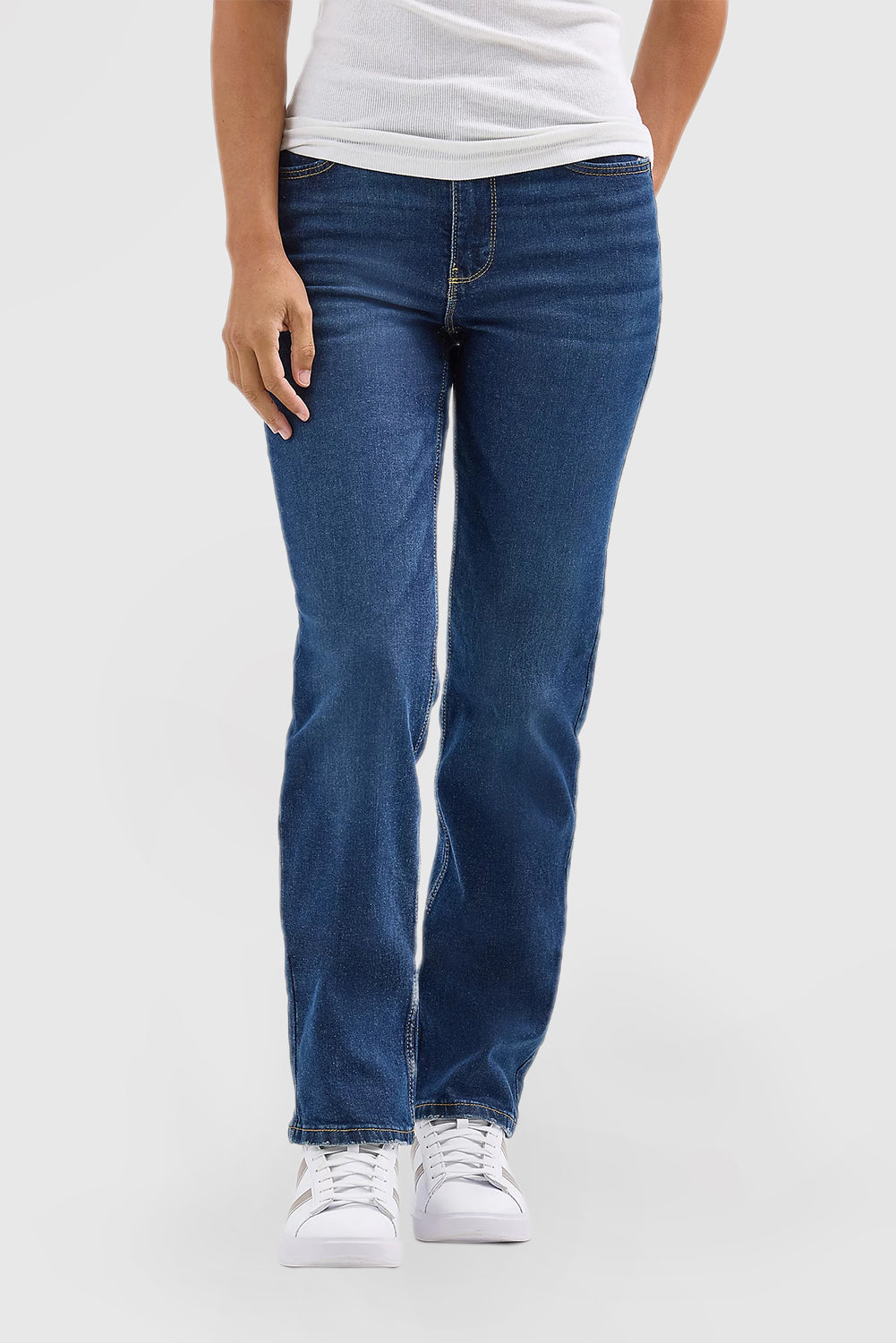 Women's High Rise True Straight Leg Jeans in Berry Dark