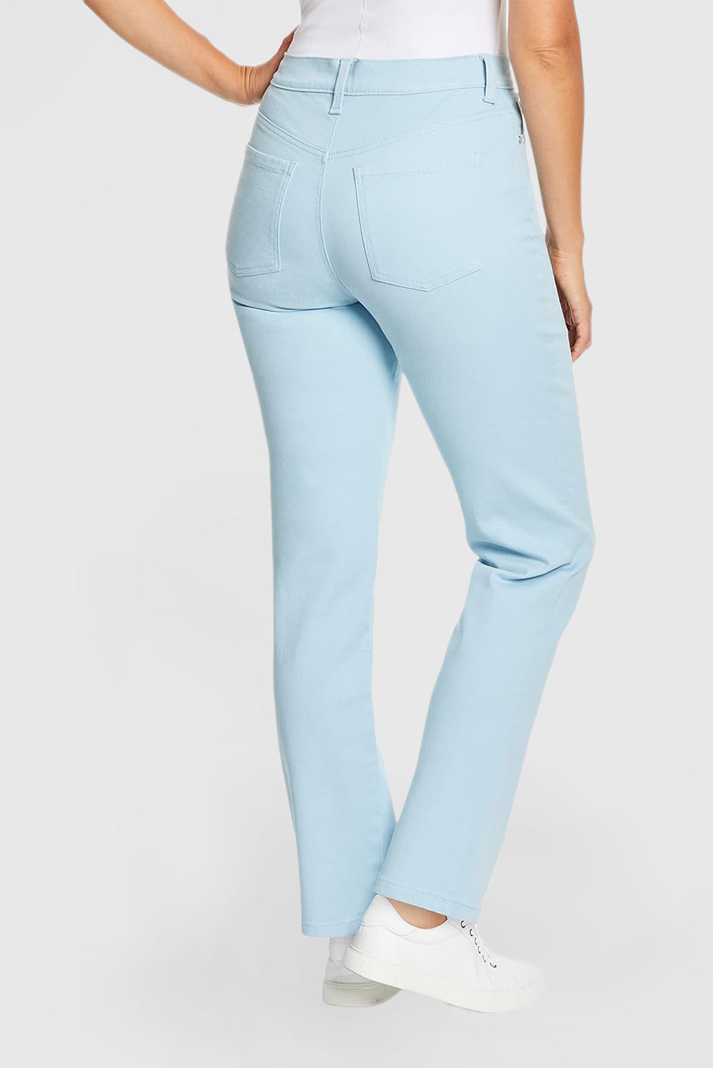 Women's Classic High-Rise Tapered Jeans
