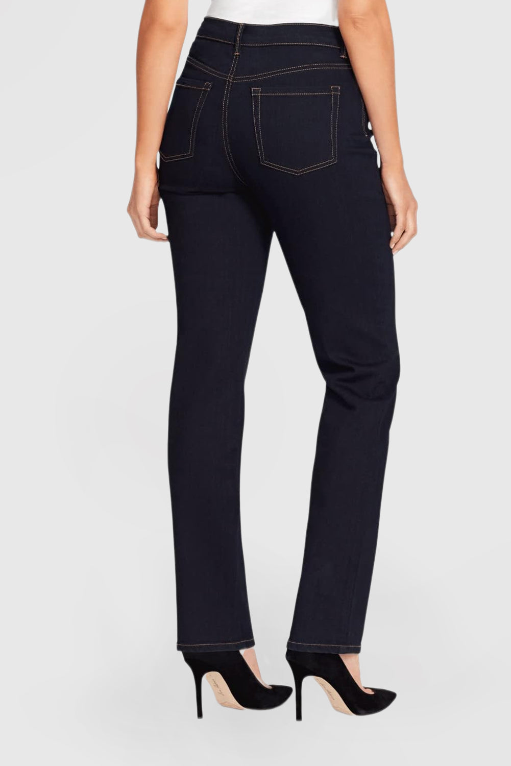 Women's Classic High-Rise Tapered Jeans