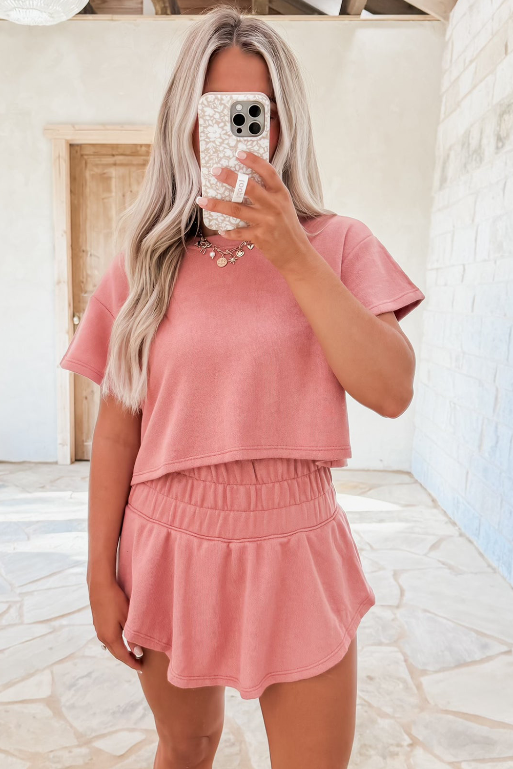 2pcs Cropped Tee Ruffle High Waist Skort Set