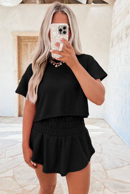 2pcs Cropped Tee Ruffle High Waist Skort Set