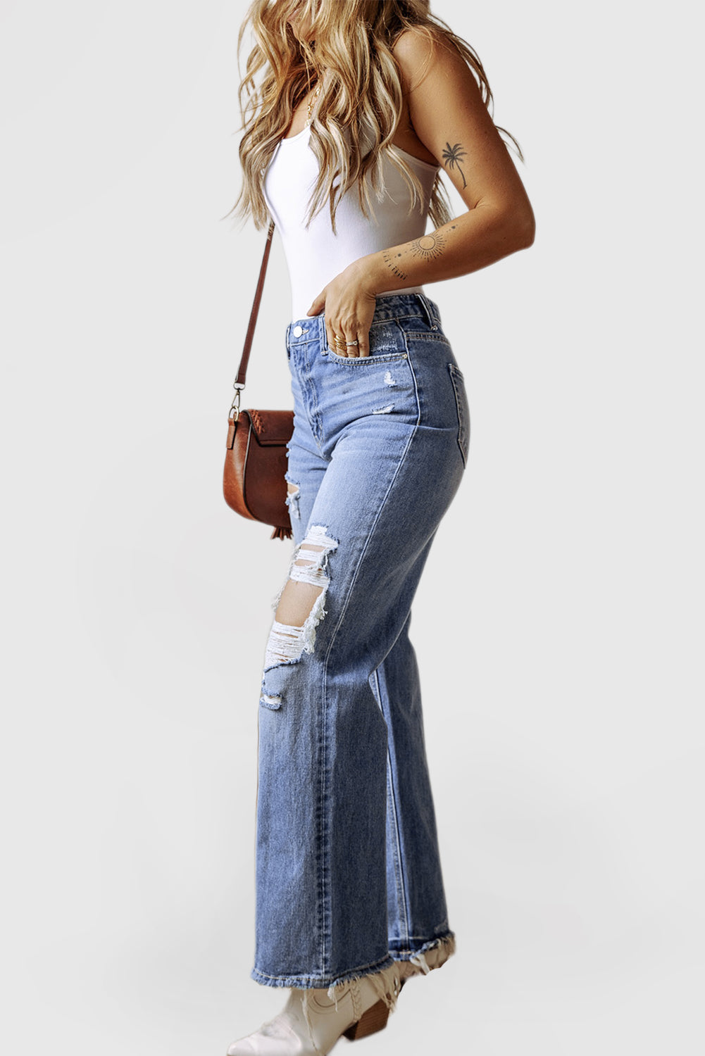 Women's Fashion Aged Jeans High Waistline Straight Legs