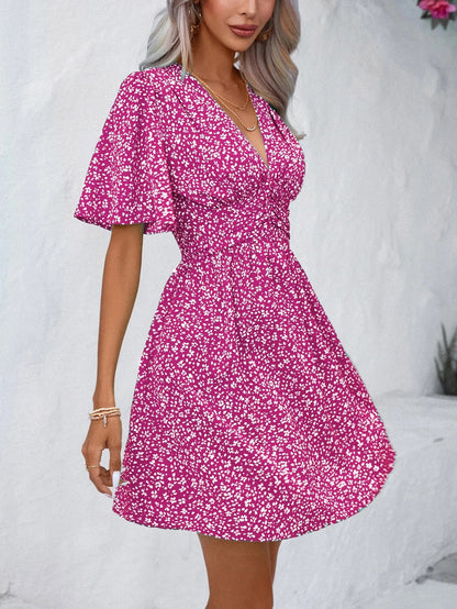Summer V Neck Pleated Floral Dress with Short Sleeves