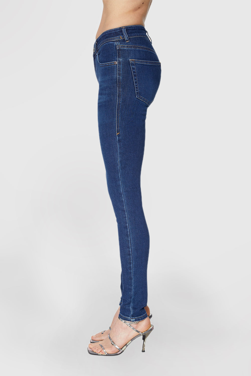 Form-Fitting Skinny Jeans