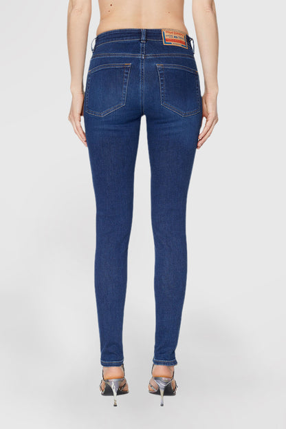 Form-Fitting Skinny Jeans