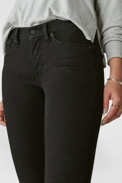 Mid-Rise Form-Fitting Skinny Jeans
