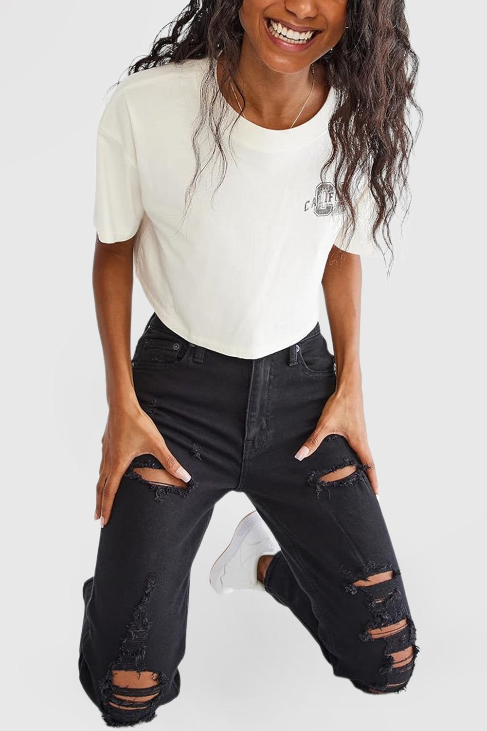 Fitted Ripped Jeans for Women – Trendy Fashion Pants