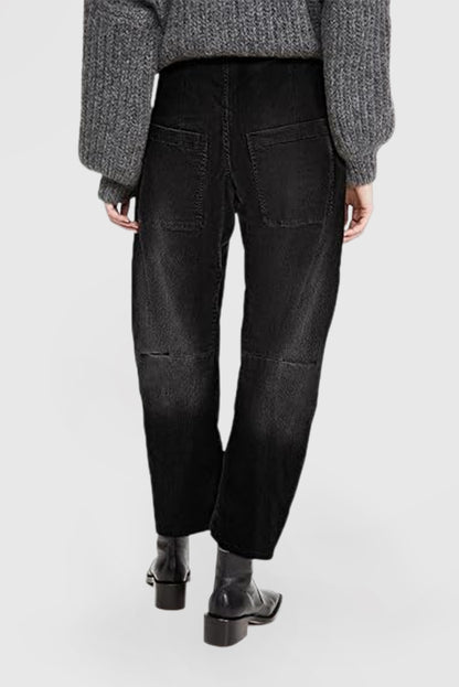 Wide-leg Boyfriend Denim with A Relaxed Fit and Ankle-length Cut