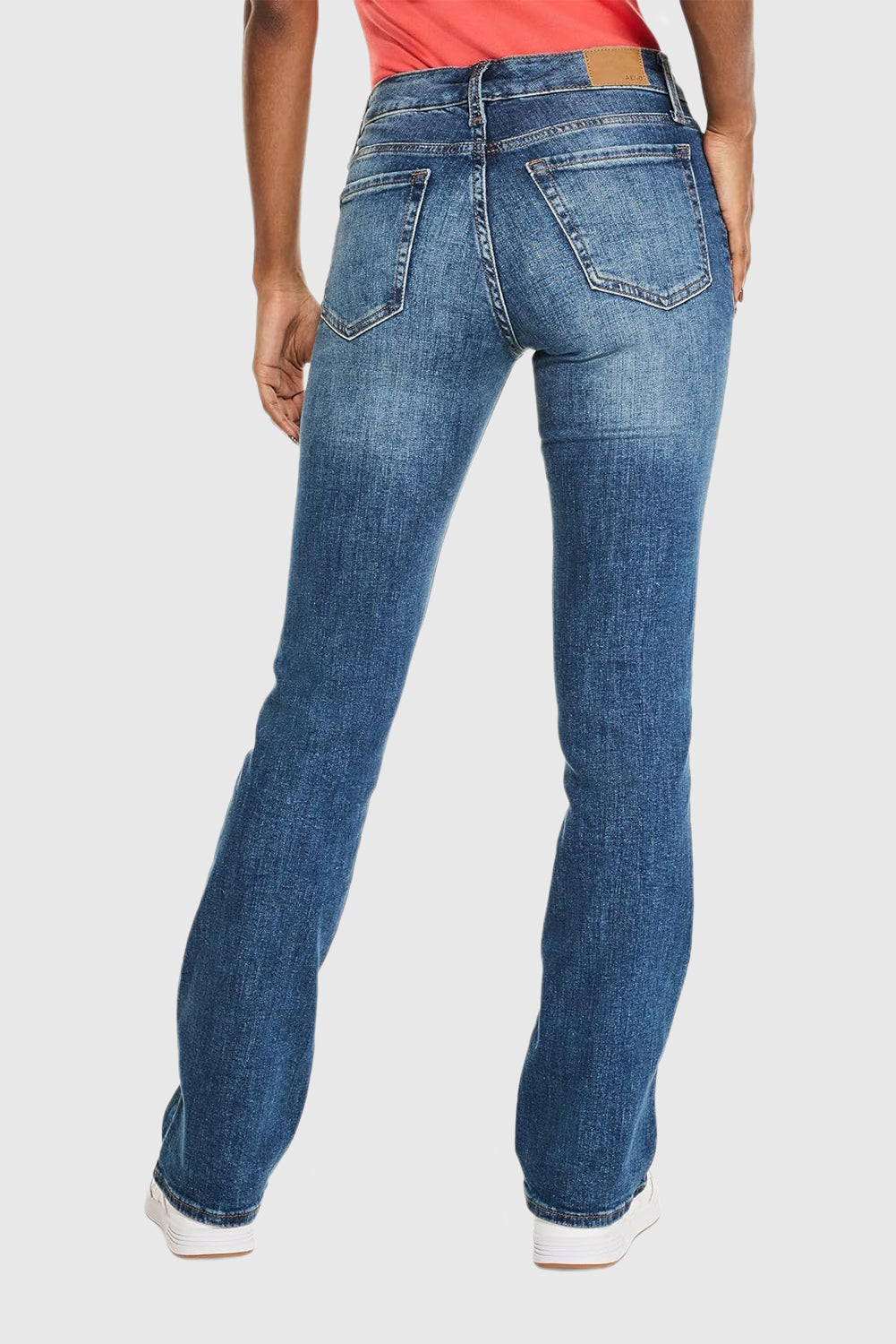 Women's Solid Color Mid-Rise Bootcut Jeans