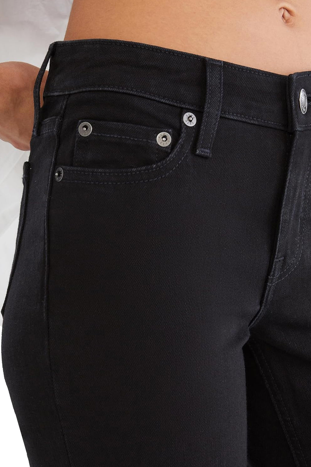 Women's Solid Color Mid-Rise Bootcut Jeans