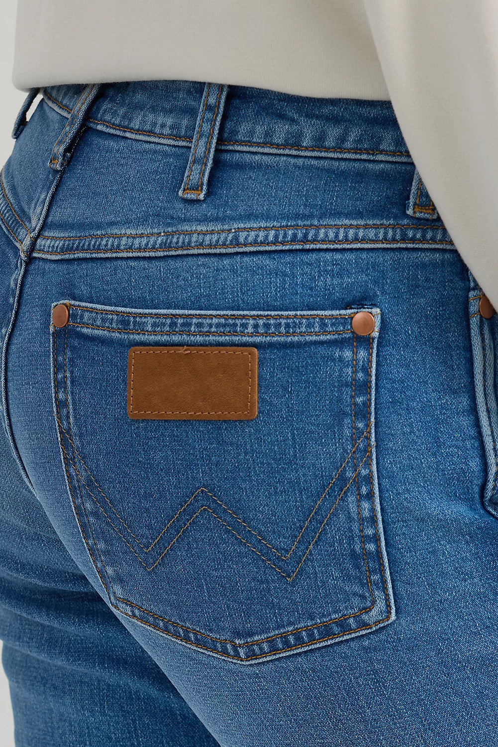 Mid-rise Bootcut Women's Casual Comfort Jeans