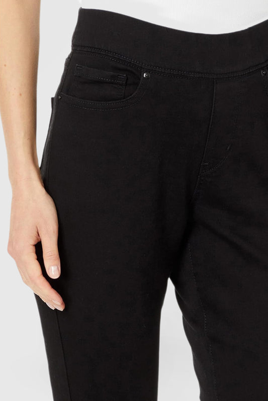 Women's Shaping Pull-On Capri Jeans
