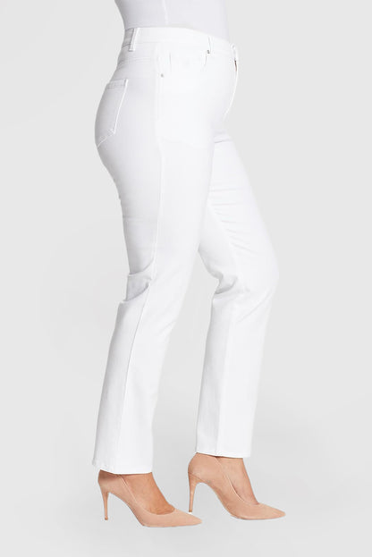 Women's  Classic High-Rise Tapered Jeans